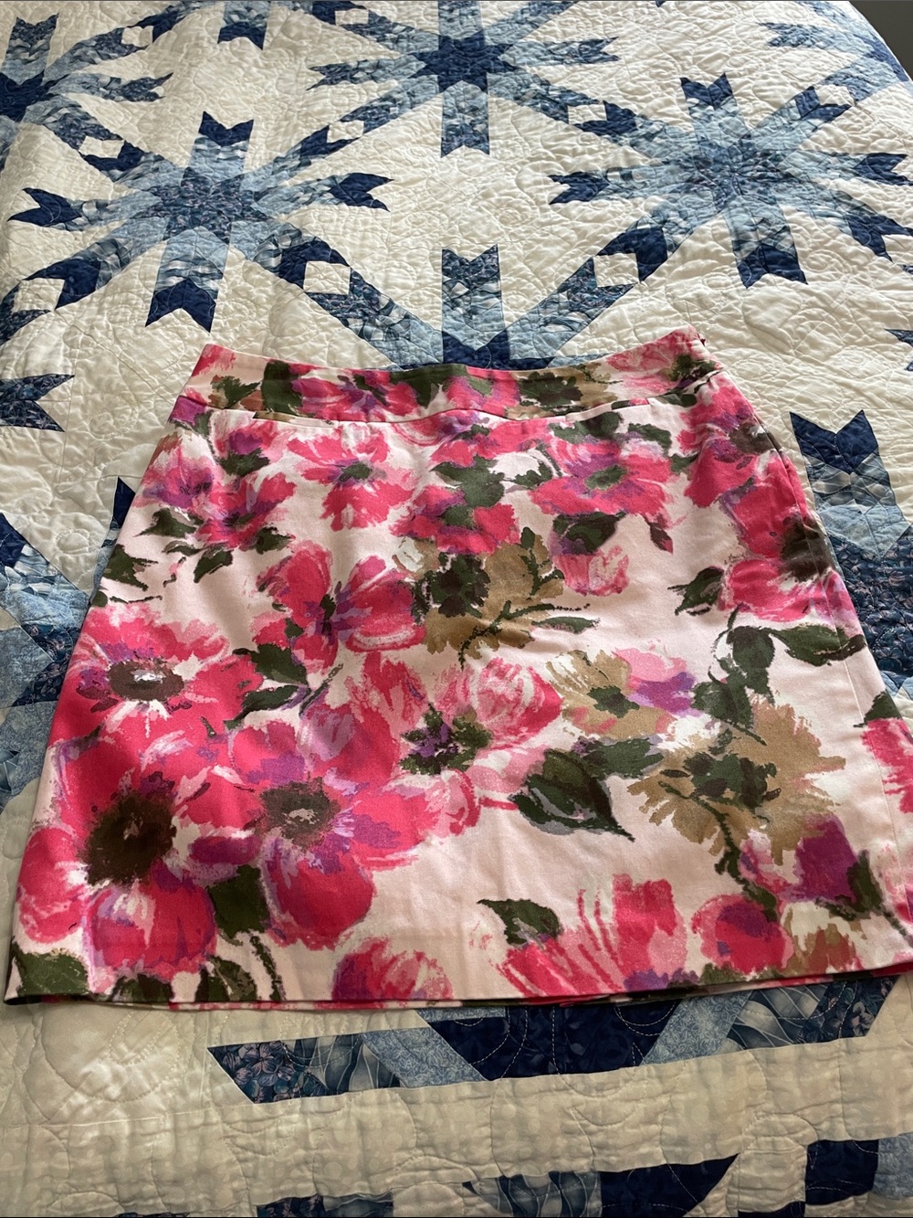 Jones Wear Pink Floral A-Line Mini Skirt